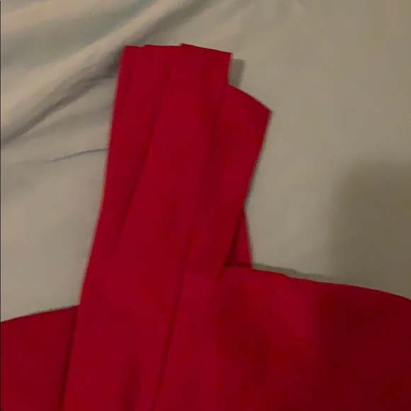 BCBG MAXAZRIA Cherry Red one-shoulder formal gown - Picture 7 of 9